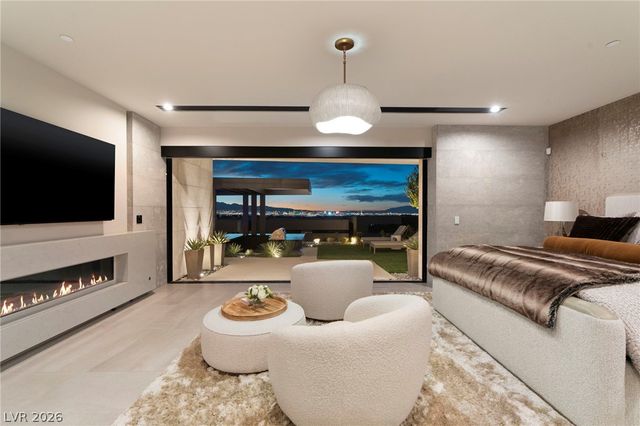 805 Dragons Eye Drive, Henderson, NV 89012