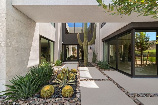 805 Dragons Eye Drive, Henderson, NV 89012