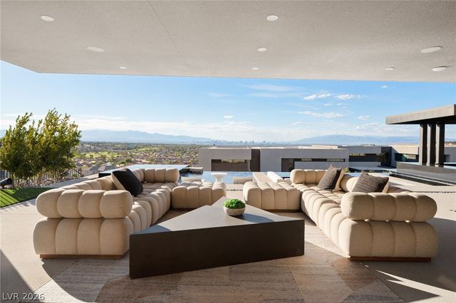 805 Dragons Eye Drive, Henderson, NV 89012