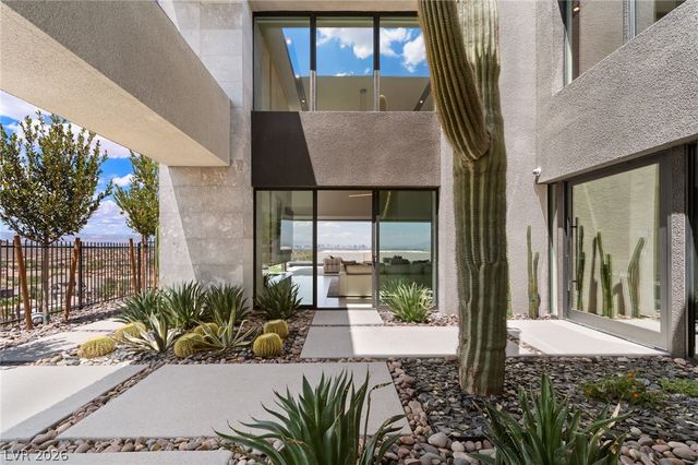 805 Dragons Eye Drive, Henderson, NV 89012