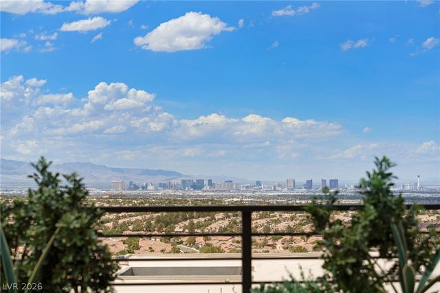 805 Dragons Eye Drive, Henderson, NV 89012