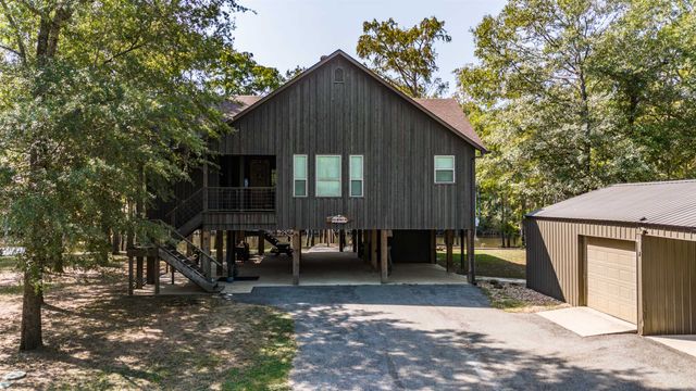 794 Private Road 7219, Jefferson, TX 75657