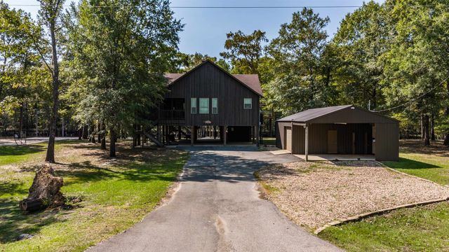 794 Private Road 7219, Jefferson, TX 75657