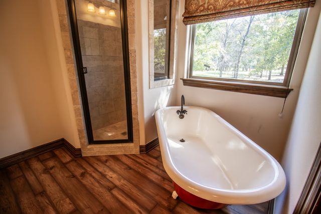 794 Private Road 7219, Jefferson, TX 75657