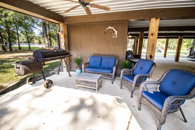 794 Private Road 7219, Jefferson, TX 75657