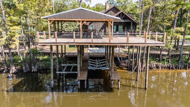 794 Private Road 7219, Jefferson, TX 75657