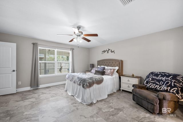 1300 Majesty Loop, Foley, AL 36535