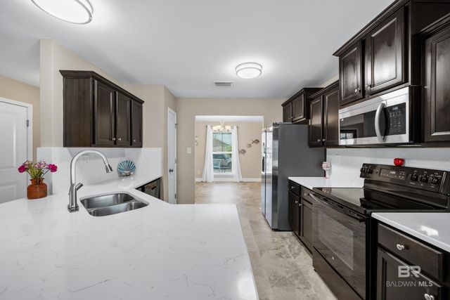 1300 Majesty Loop, Foley, AL 36535