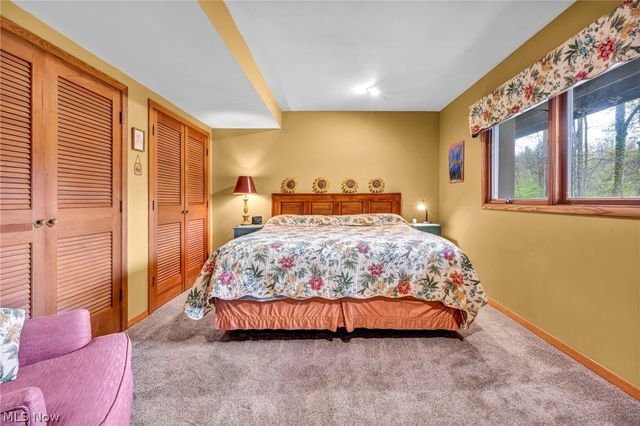 8683 Kennard Road, Lodi, OH 44254