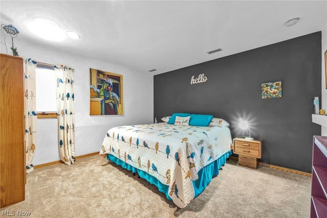 8683 Kennard Road, Lodi, OH 44254