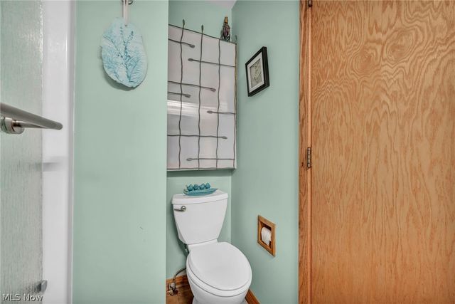 8683 Kennard Road, Lodi, OH 44254