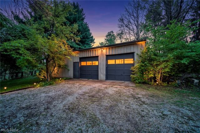 8683 Kennard Road, Lodi, OH 44254