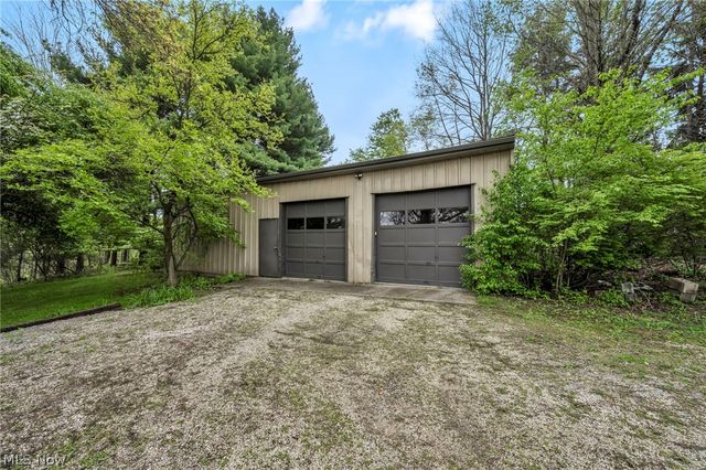 8683 Kennard Road, Lodi, OH 44254