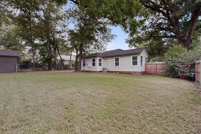 405 Elm Drive, Terrell, TX 75160