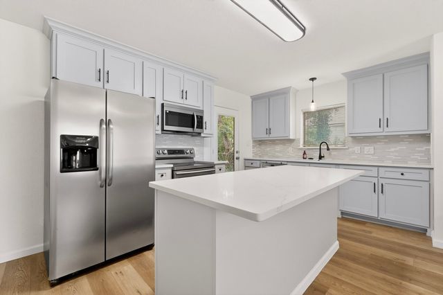 405 Elm Drive, Terrell, TX 75160