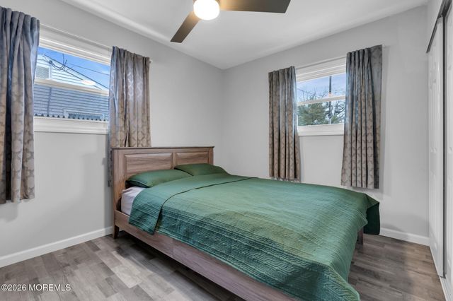 31 Colgate Drive, Toms River, NJ 08757