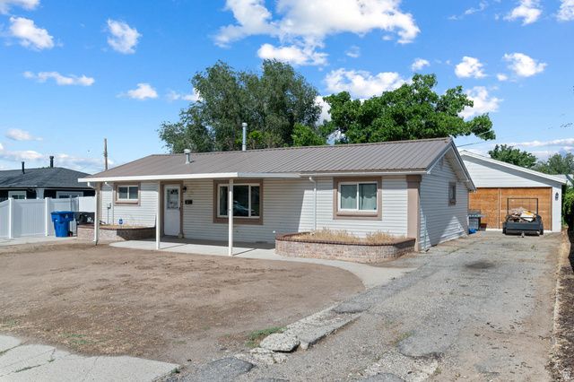 4851 S 4720 W, Kearns, UT 84118