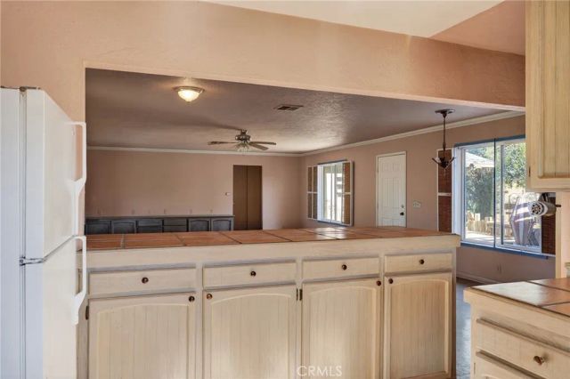 979 Old Woman Springs Road, Yucca Valley, CA 92284