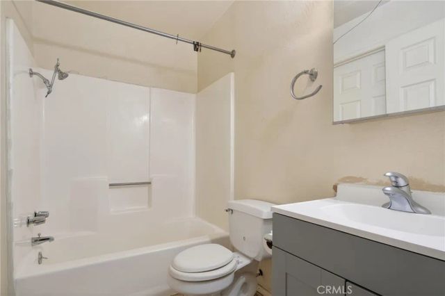 979 Old Woman Springs Road, Yucca Valley, CA 92284