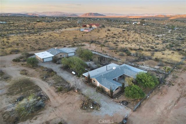 979 Old Woman Springs Road, Yucca Valley, CA 92284