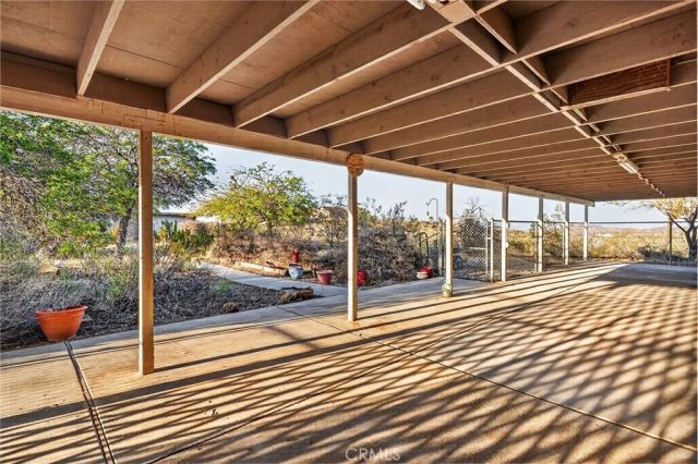 979 Old Woman Springs Road, Yucca Valley, CA 92284