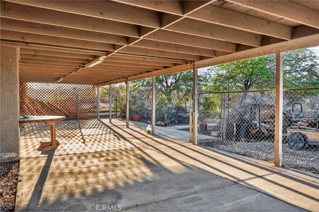 979 Old Woman Springs Road, Yucca Valley, CA 92284