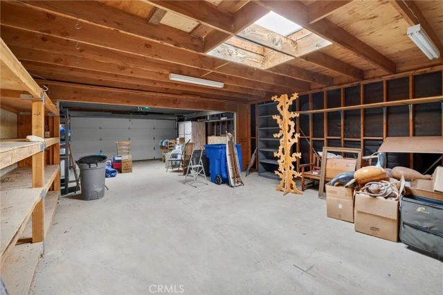 979 Old Woman Springs Road, Yucca Valley, CA 92284