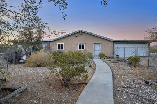979 Old Woman Springs Road, Yucca Valley, CA 92284