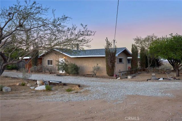 979 Old Woman Springs Road, Yucca Valley, CA 92284