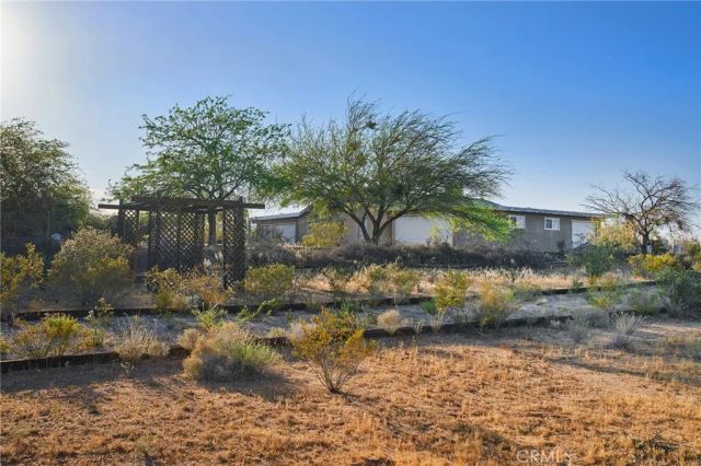 979 Old Woman Springs Road, Yucca Valley, CA 92284