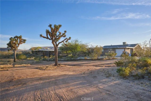 979 Old Woman Springs Road, Yucca Valley, CA 92284