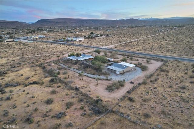 979 Old Woman Springs Road, Yucca Valley, CA 92284