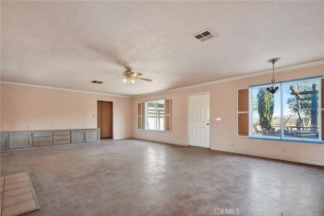979 Old Woman Springs Road, Yucca Valley, CA 92284