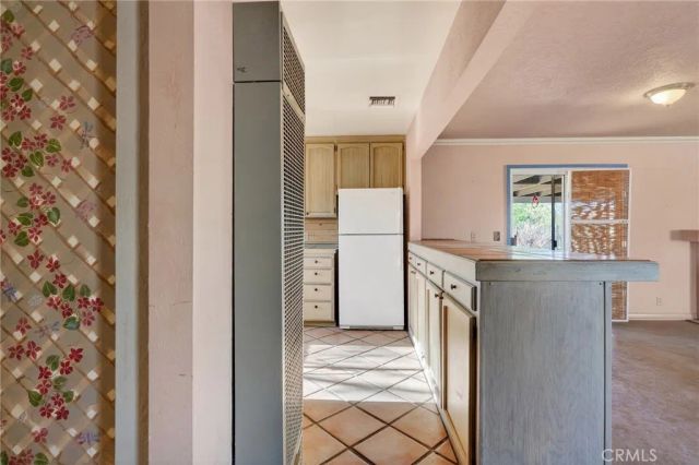 979 Old Woman Springs Road, Yucca Valley, CA 92284