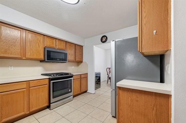 20838 Foxwood Garden Drive, Humble, TX 77338