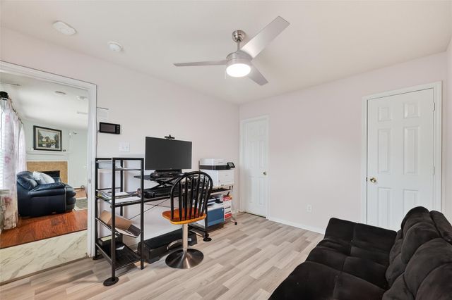 20838 Foxwood Garden Drive, Humble, TX 77338