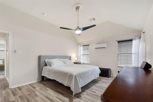 20838 Foxwood Garden Drive, Humble, TX 77338