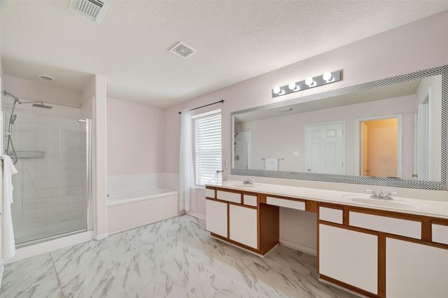 20838 Foxwood Garden Drive, Humble, TX 77338