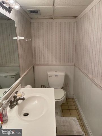 6211 MADAWASKA RD, Bethesda, MD 20816