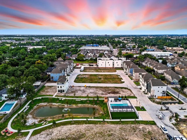 1705 Bologna Lane, Houston, TX 77055