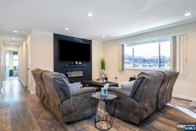 46 Watsessing Avenue A4, Belleville, NJ 07109