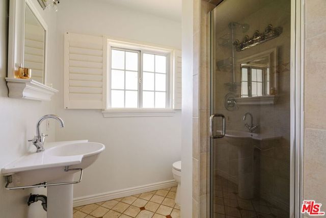 5357 Bevis Avenue, Sherman Oaks, CA 91411