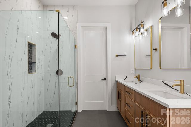 8 Overlook Place 4, Asheville, NC 28803