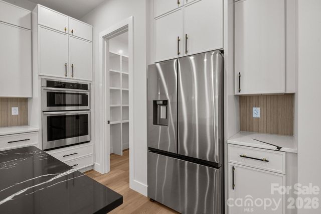 8 Overlook Place 4, Asheville, NC 28803