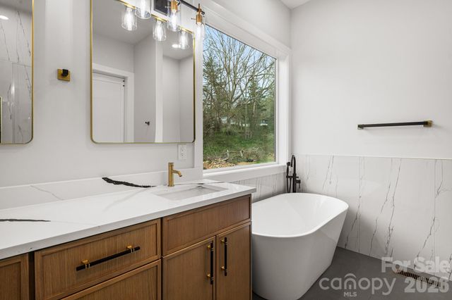 8 Overlook Place 4, Asheville, NC 28803