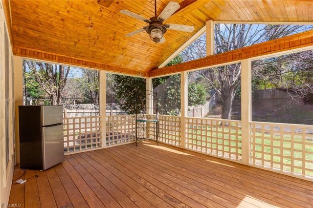 137 Bradford Place Lane, Lewisville, NC 27023