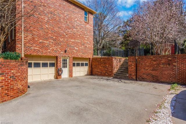 137 Bradford Place Lane, Lewisville, NC 27023