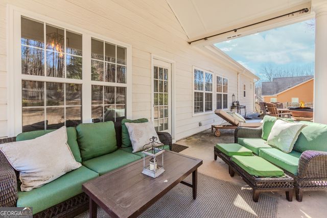 4338 Watley Place, Hoschton, GA 30548