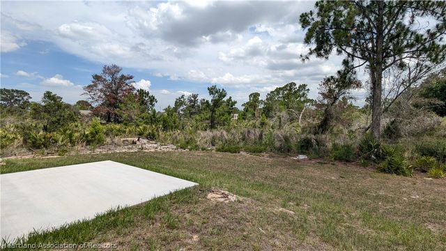 211 Islamorada Street NE, Lake Placid, FL 33852