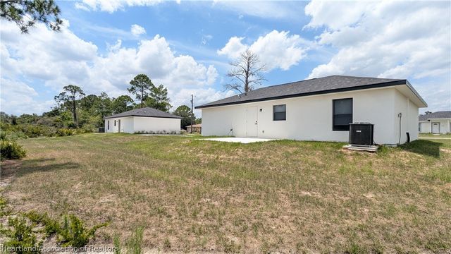 211 Islamorada Street NE, Lake Placid, FL 33852